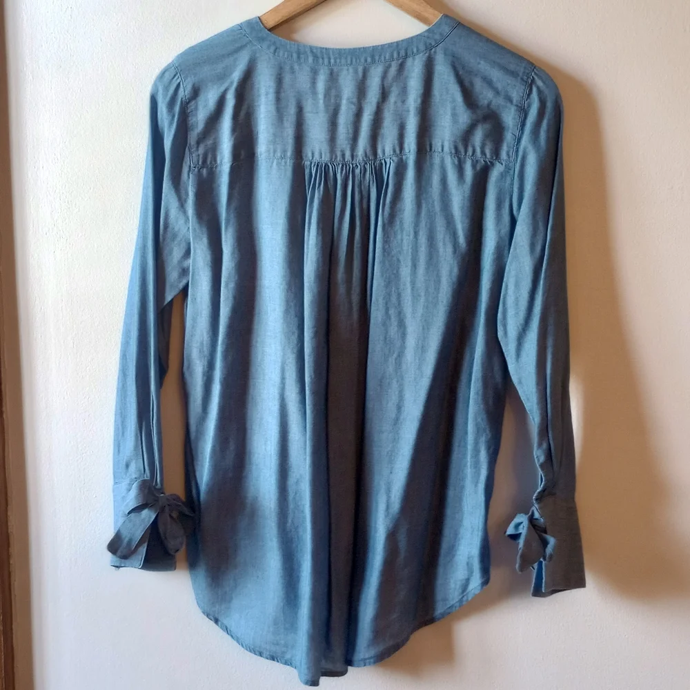 Loft Chambray Tunic - Picture 2 of 5